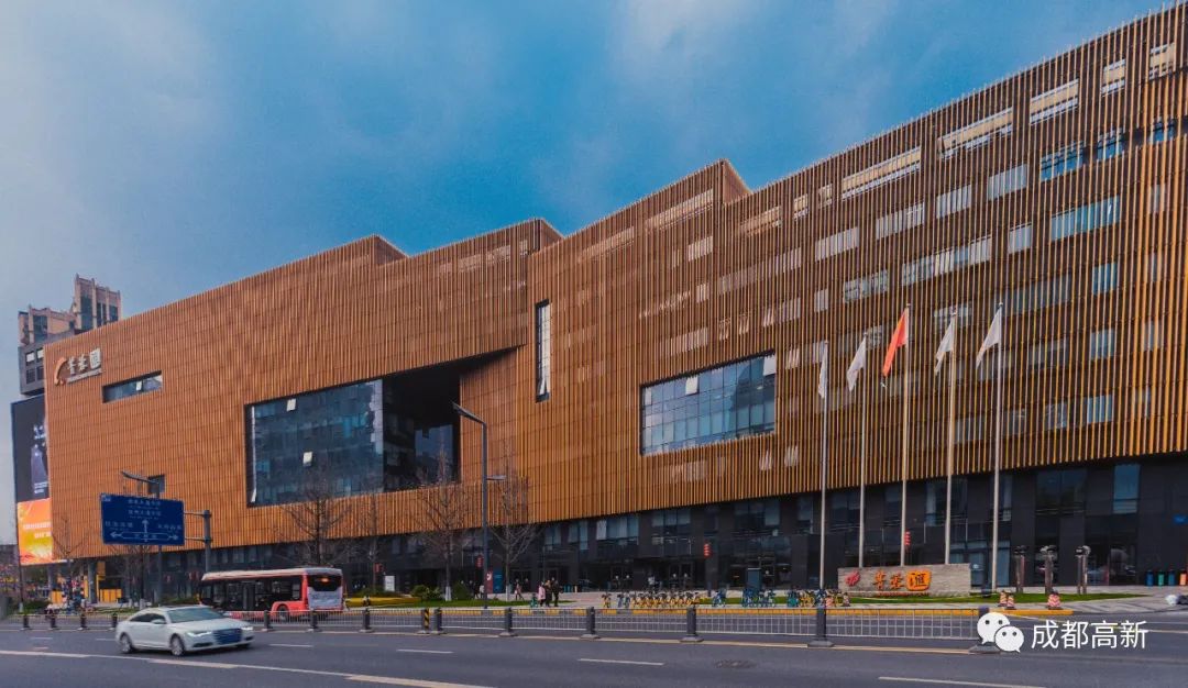 国务院：顺应社会数字化转型趋势，全面开创数字政府建设新局面