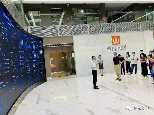 一个家具企业为何要“养”40多名软件工程师?